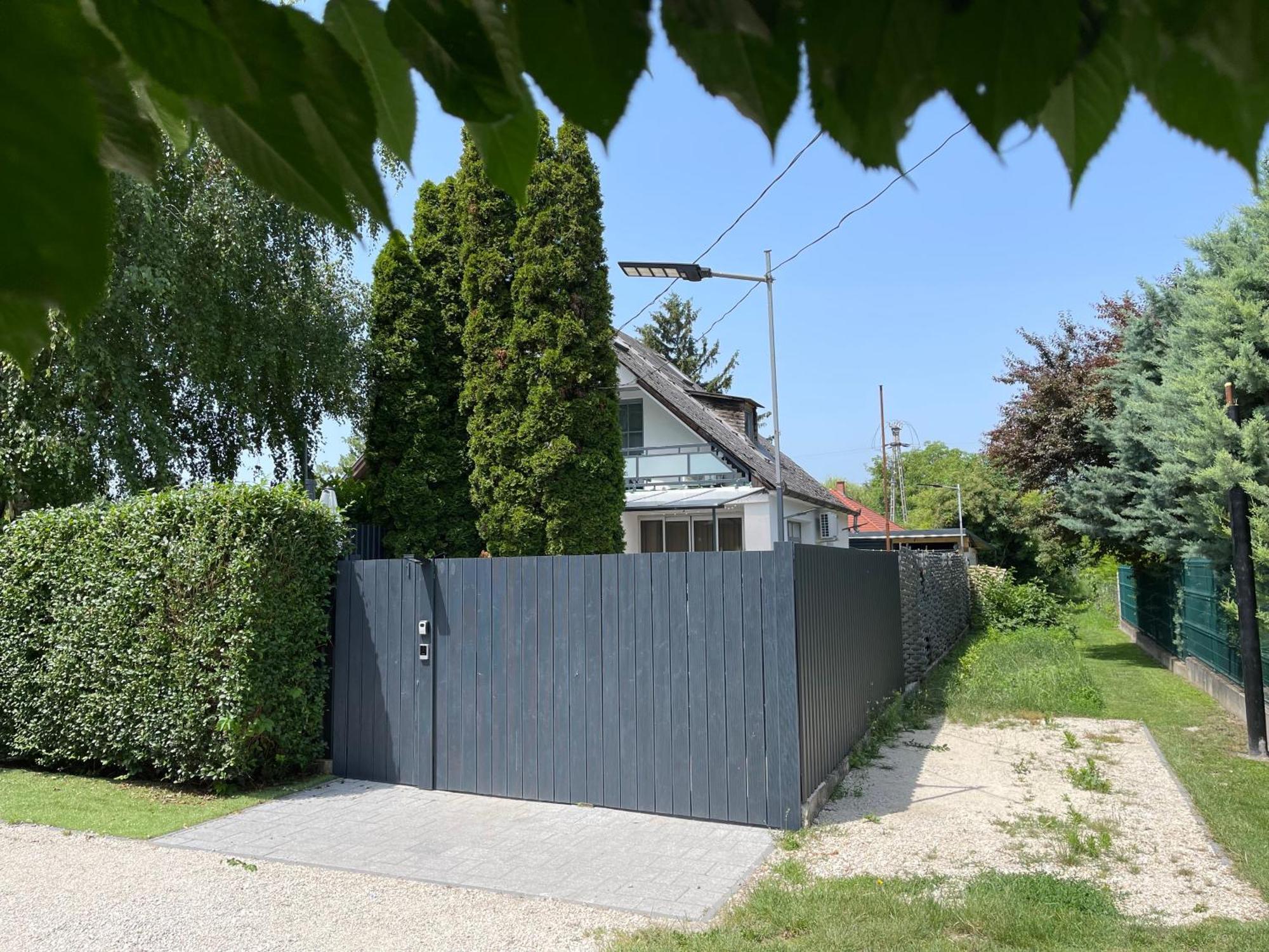 Nóra Apartman Balatonkenese Exterior foto